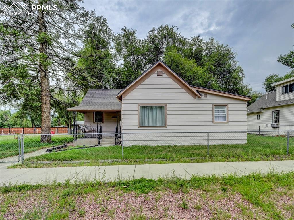 2407 W Vermijo Ave., Colorado Springs, CO 80904