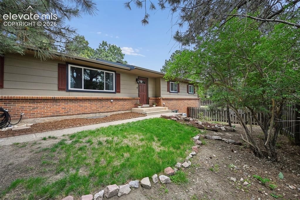 650 Allegheny Dr., Colorado Springs, CO 80919