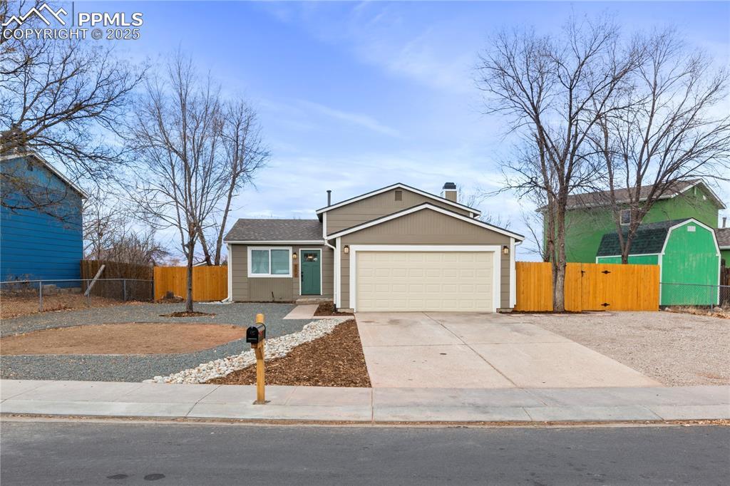 3370 Foxridge Dr., Colorado Springs, CO 80916