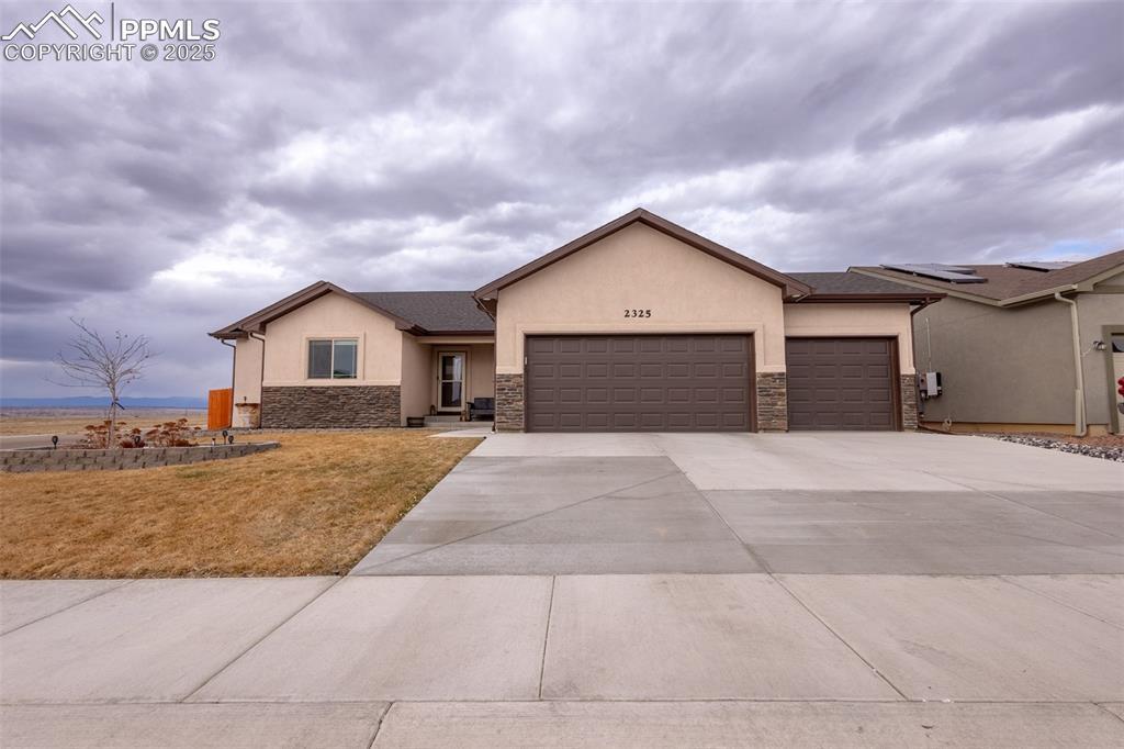 2325 Riverboat Ct., Pueblo, CO 81008