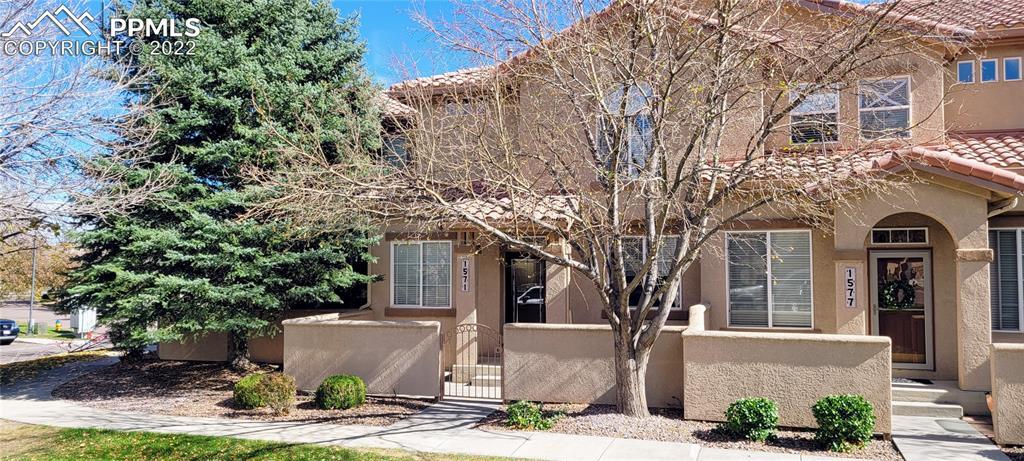 1571 Courtyard Heights, Colorado Springs, CO 80906