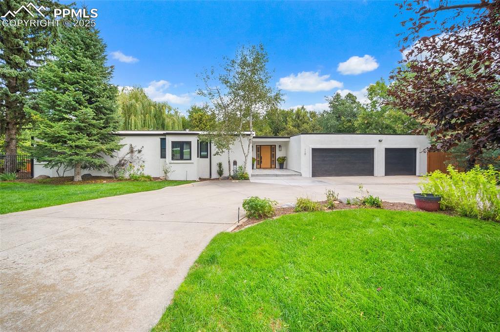 110 Vine St., Colorado Springs, CO 80906