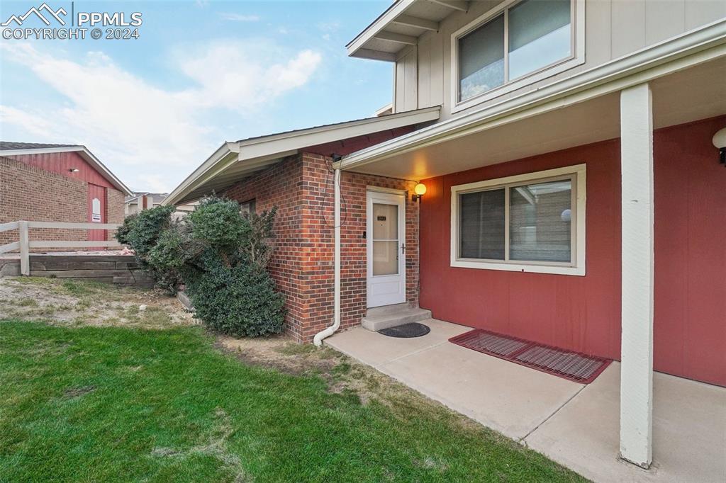 258 W Rockrimmon Blvd. #A, Colorado Springs, CO 80919