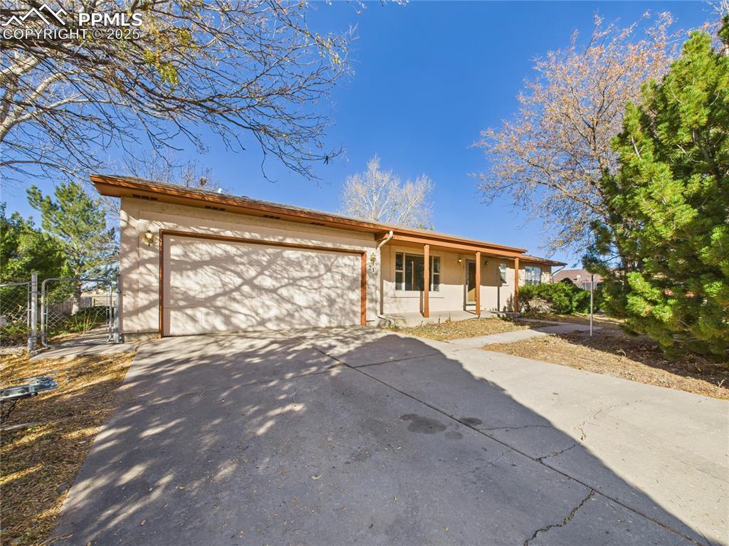 21 S Golfwood Dr., Pueblo West, CO 81007