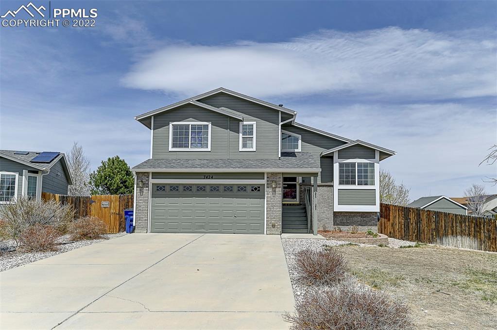 7424 Candelabra Dr., Colorado Springs, CO 80925