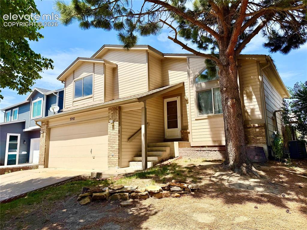 5745 Corinth Dr., Colorado Springs, CO 80923