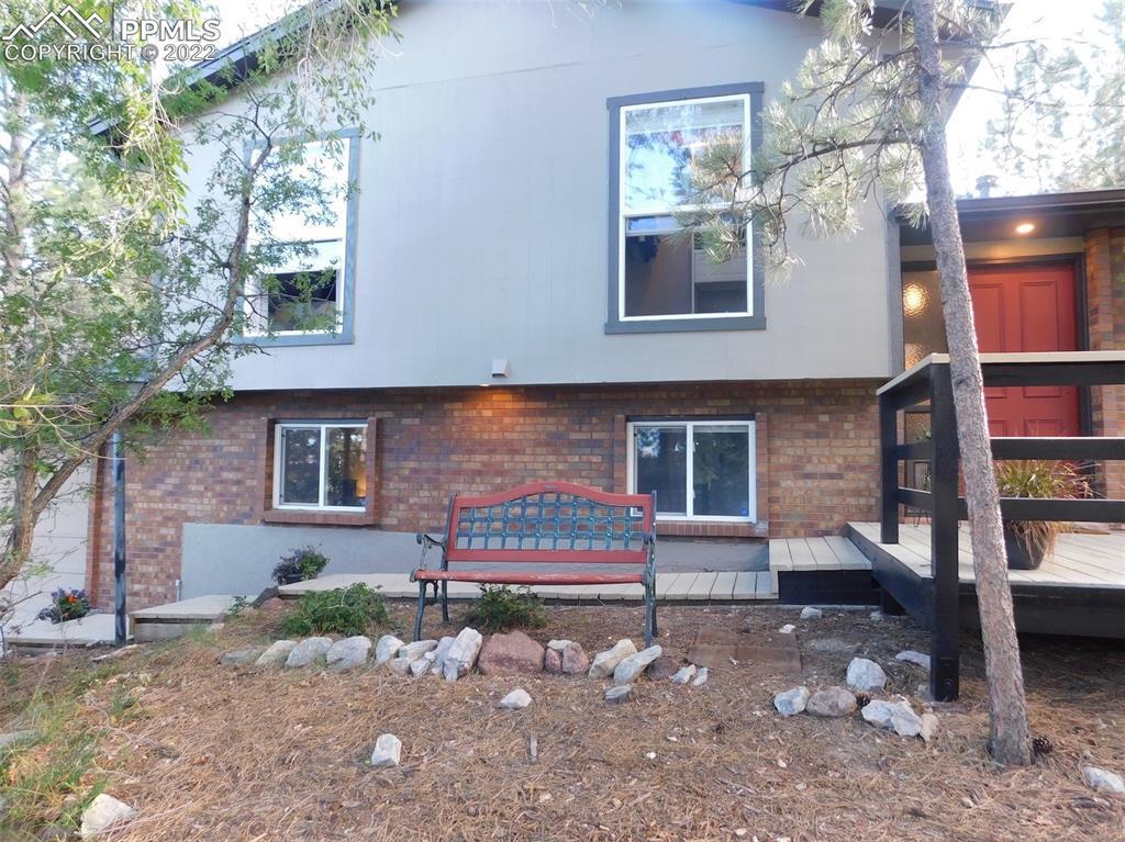 215 Raven Hills Rd., Colorado Springs, CO 80919