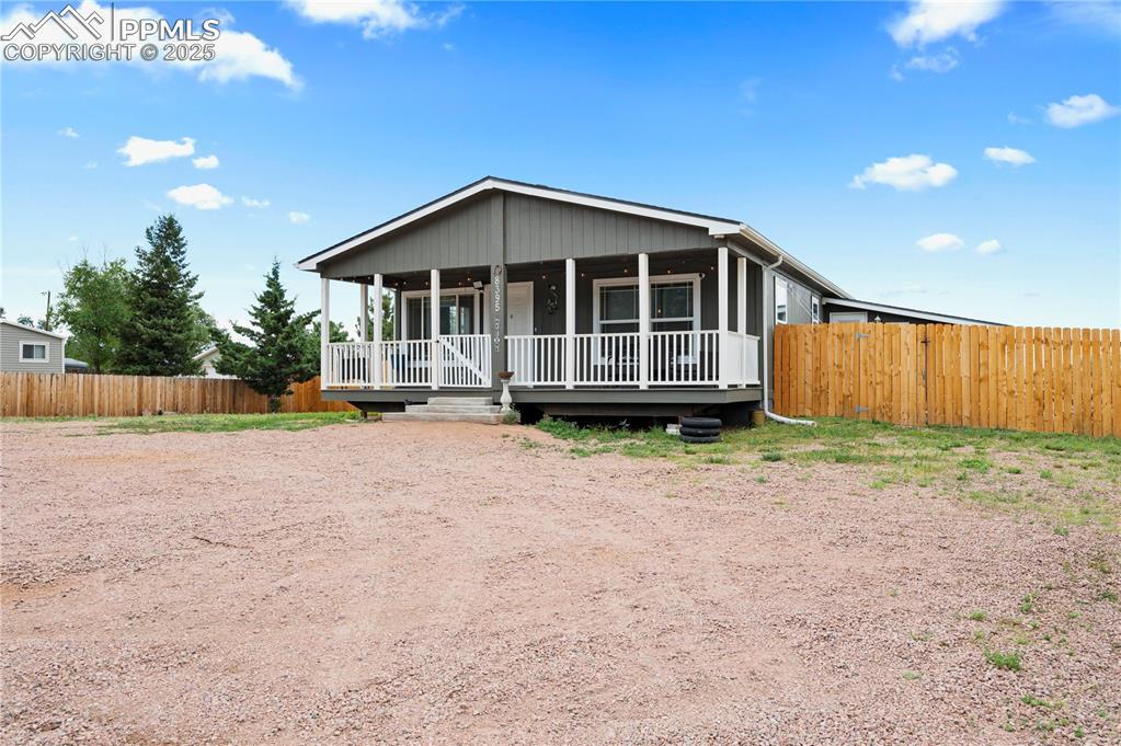 8395 Commanche Rd., Colorado Springs, CO 80926