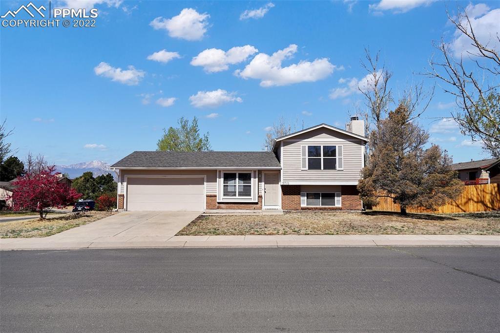 3710 Brisbane Dr., Colorado Springs, CO 80920