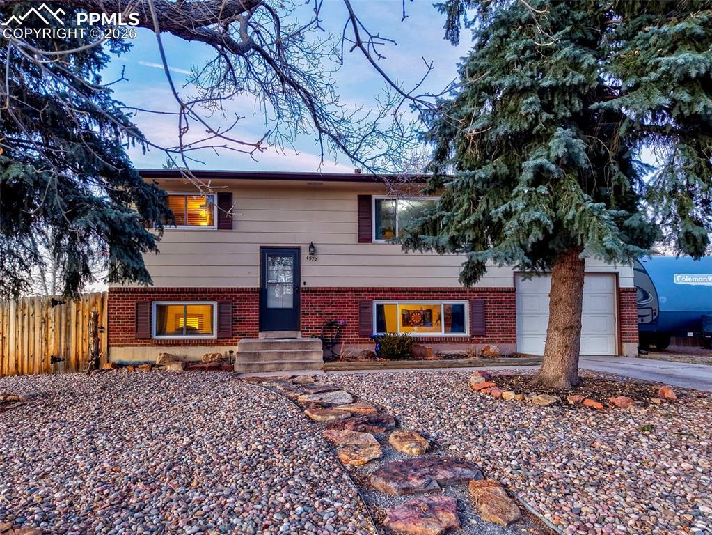 4572 N Crimson Cir., Colorado Springs, CO 80917