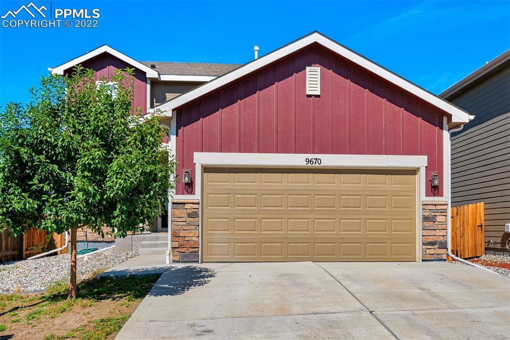 9670 Silver Stirrup Dr., Colorado Springs, CO 80925