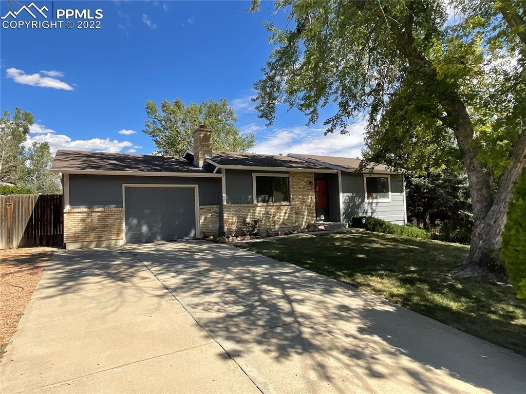 6925 Grand Valley Dr., Colorado Springs, CO 80911