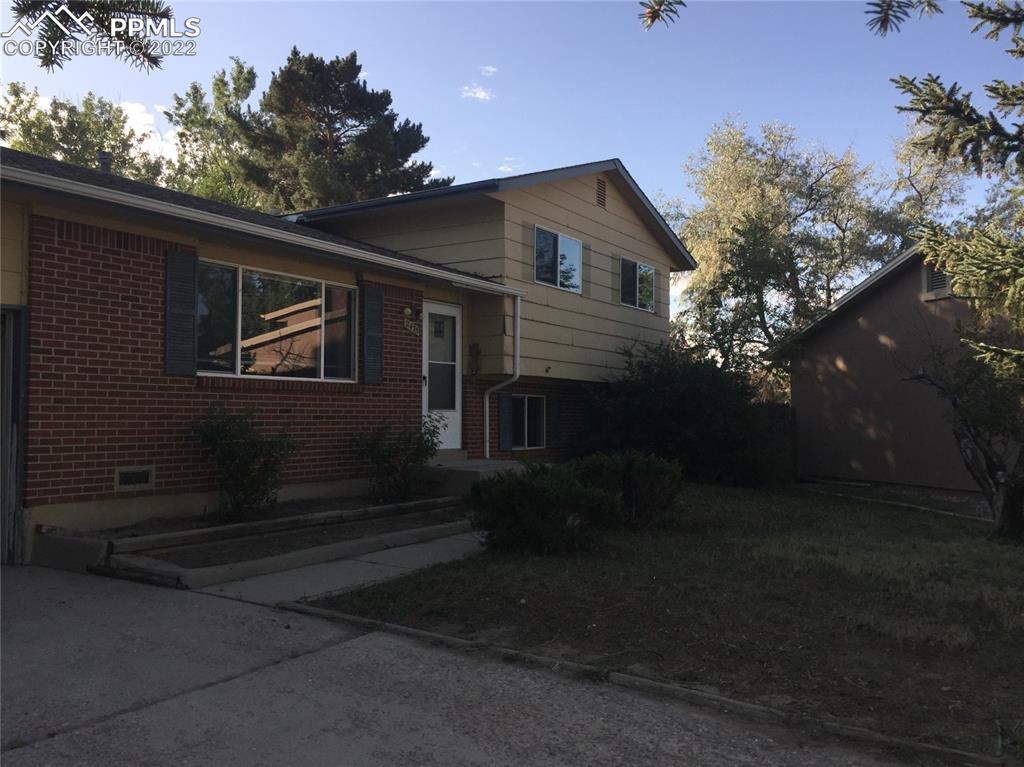 2475 Telemark Ct., Colorado Springs, CO 80918