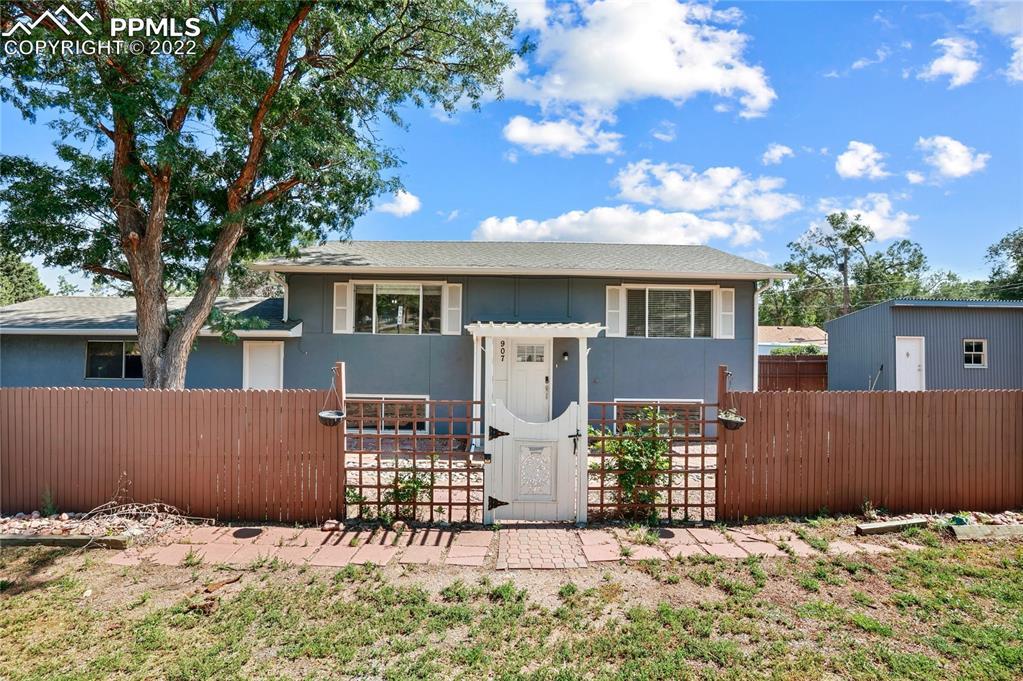 907 S 26th St., Colorado Springs, CO 80904