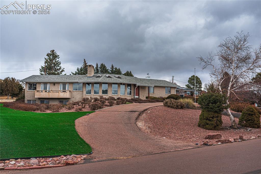2842 Valley Hi Ave., Colorado Springs, CO 80910