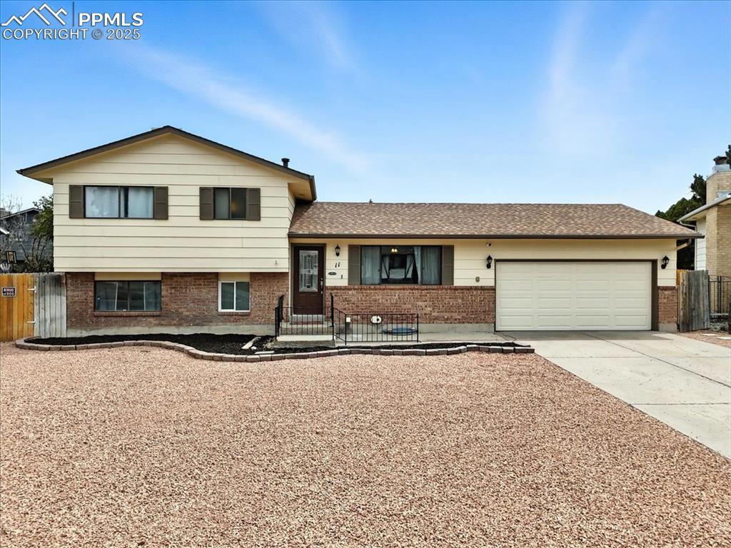 11 Senate Ct., Pueblo, CO 81005