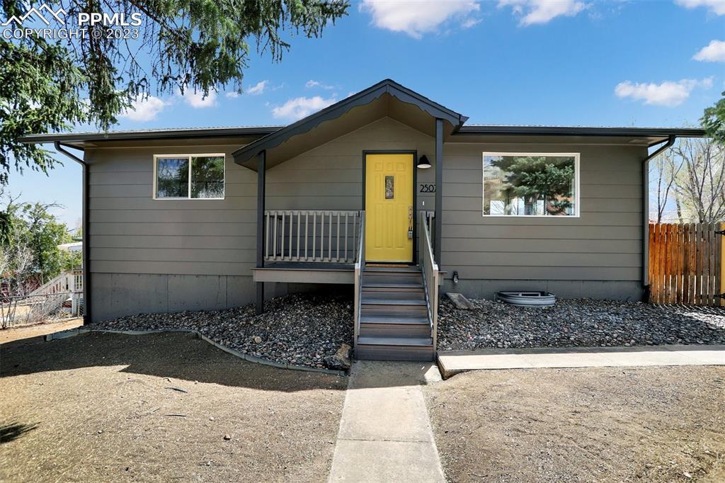 2507 Glen View Ave., Colorado Springs, CO 80904