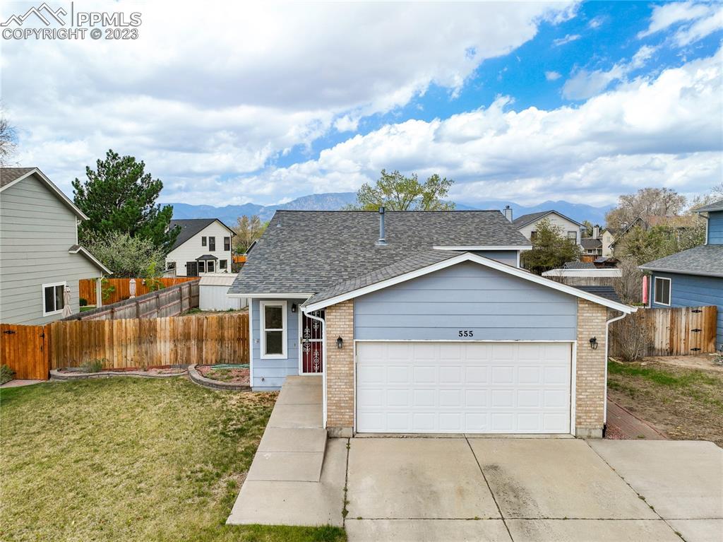555 Upton Dr., Colorado Springs, CO 80911