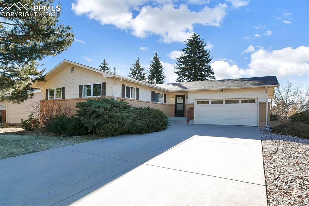 2313 Flintridge Dr., Colorado Springs, CO 80918