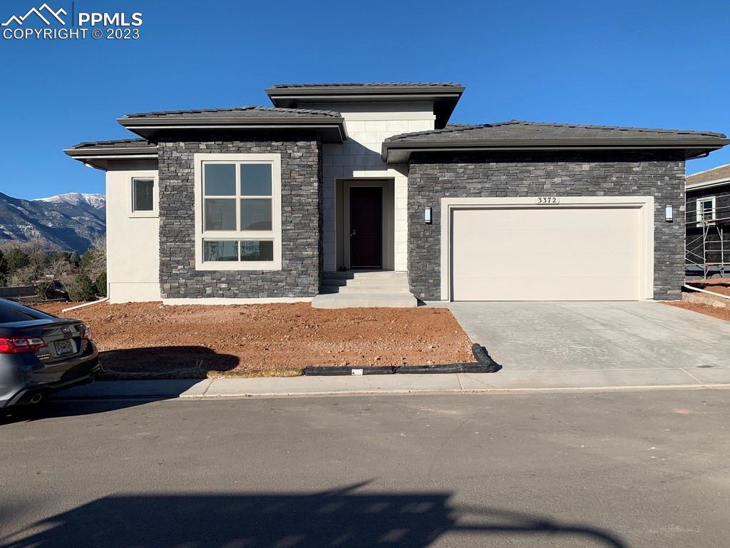 3372 Skywatch Heights, Colorado Springs, CO 80904