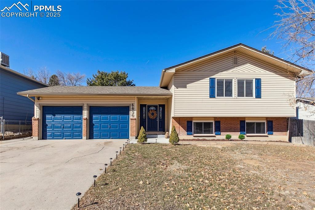 6830 Snead St., Colorado Springs, CO 80911