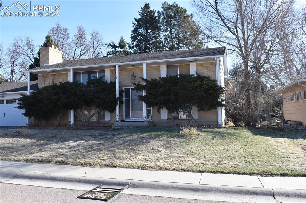 2011 Bryant Ave., Colorado Springs, CO 80909