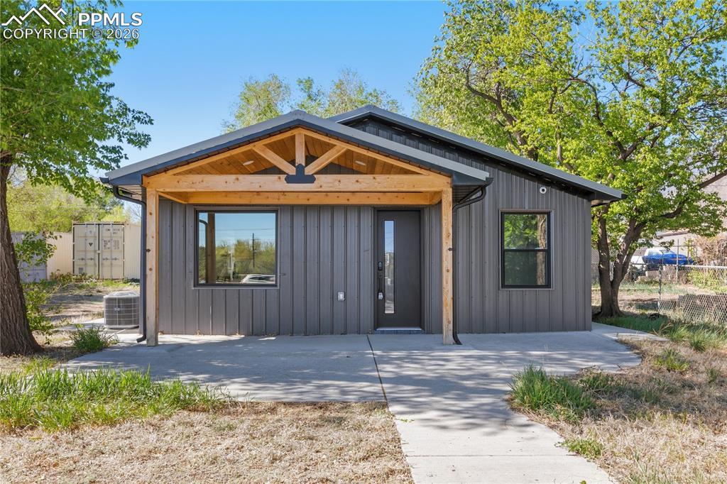 2109 Bott Ave., Colorado Springs, CO 80904