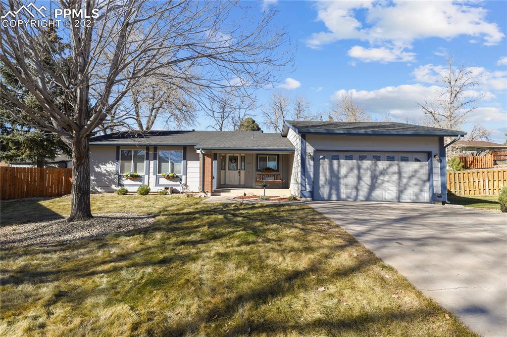 905 Brighton Way, Colorado Springs, CO 80906