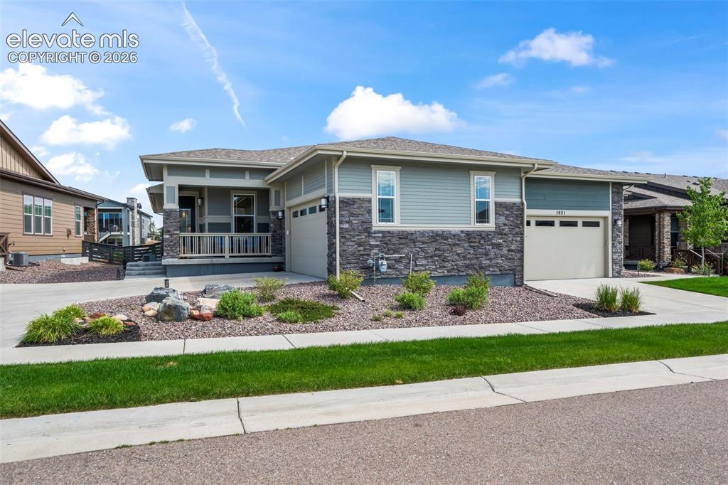 1915 Canyonpoint Ln., Castle Pines, CO 80108