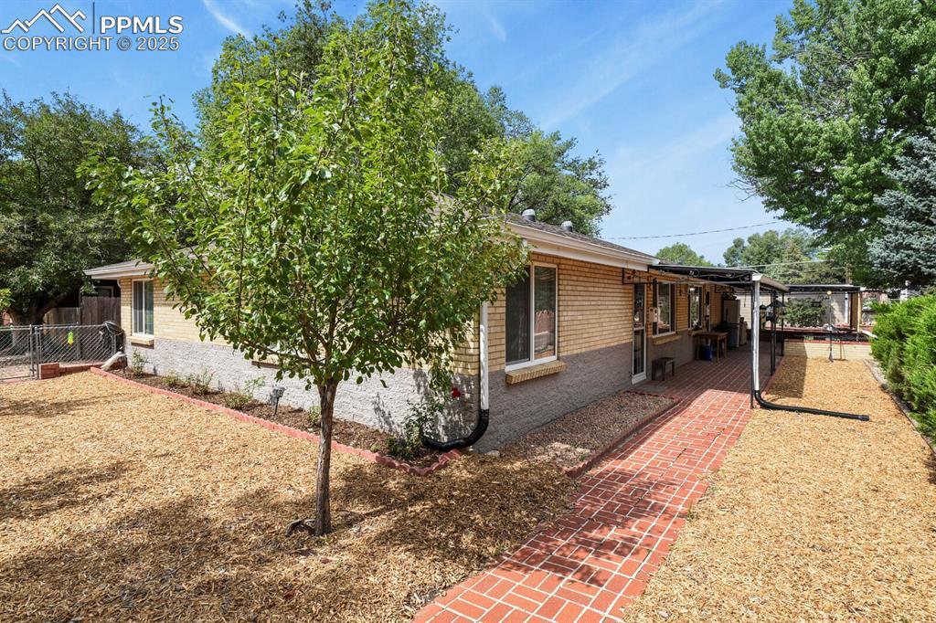 1506 N Cedar St., Colorado Springs, CO 80903