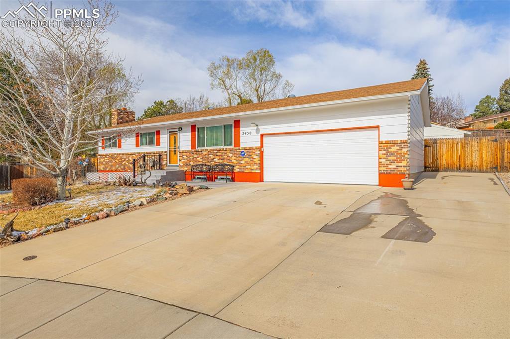 5450 Flintridge Dr., Colorado Springs, CO 80918
