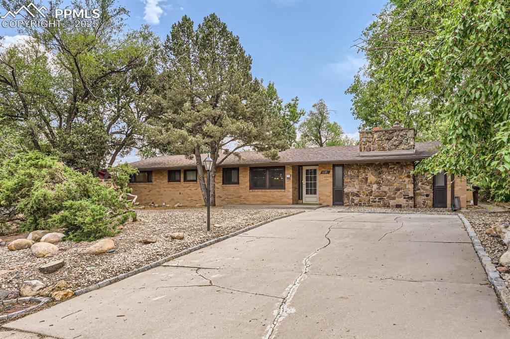 1107 Morning Star Dr., Colorado Springs, CO 80905