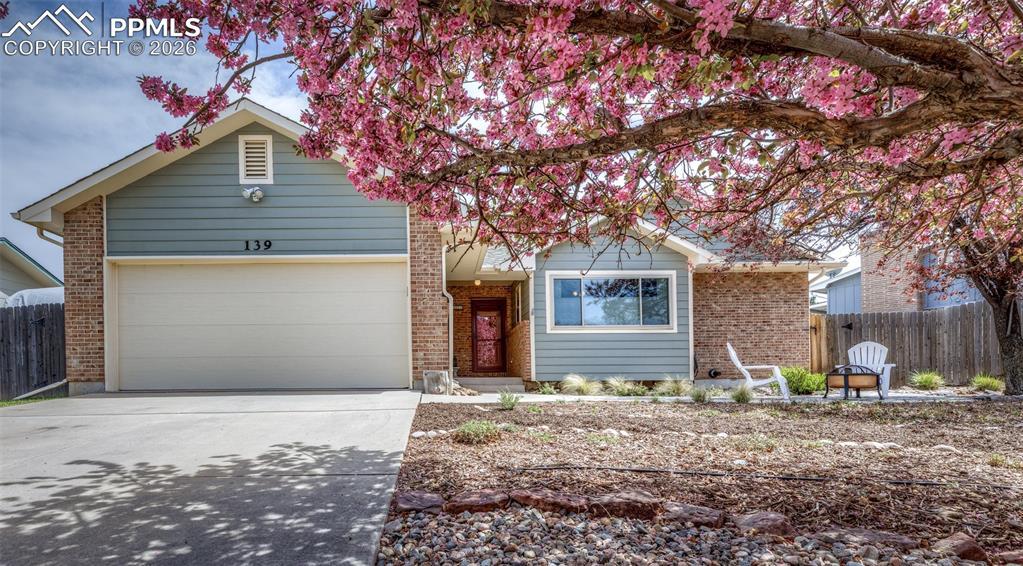 139 Palisade Cir., Manitou Springs, CO 80829