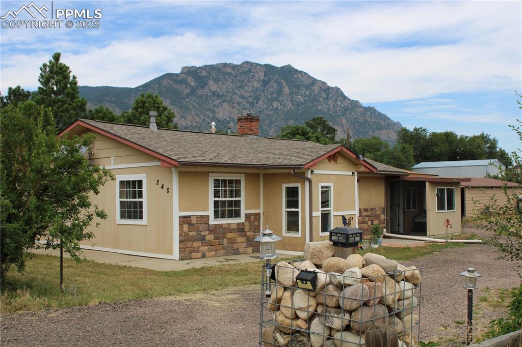 240 Cherokee Dr., Colorado Springs, CO 80926