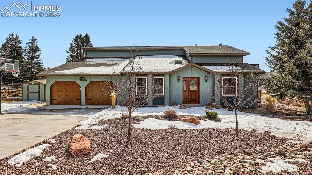 14215 Gleneagle Dr., Colorado Springs, CO 80921