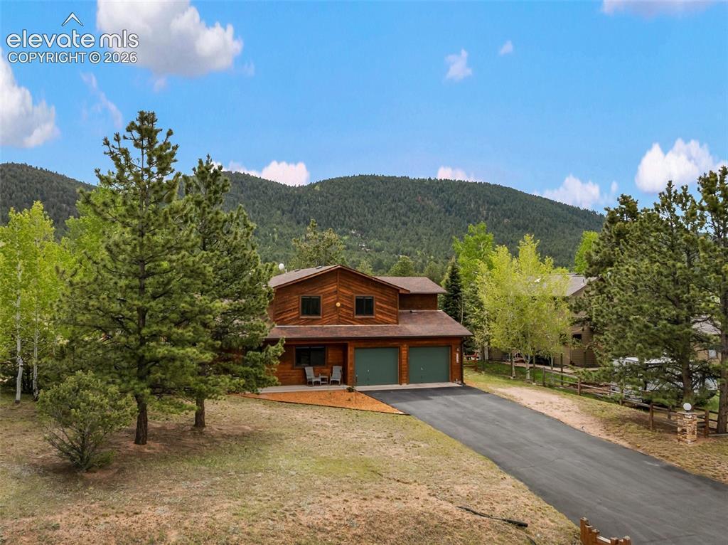 320 Crestwood Dr., Woodland Park, CO 80863