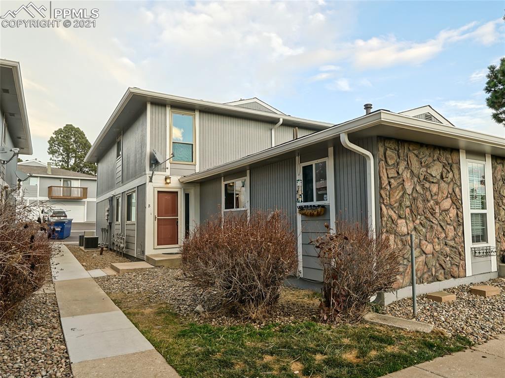 4855 El Camino Dr. #B, Colorado Springs, CO 80918