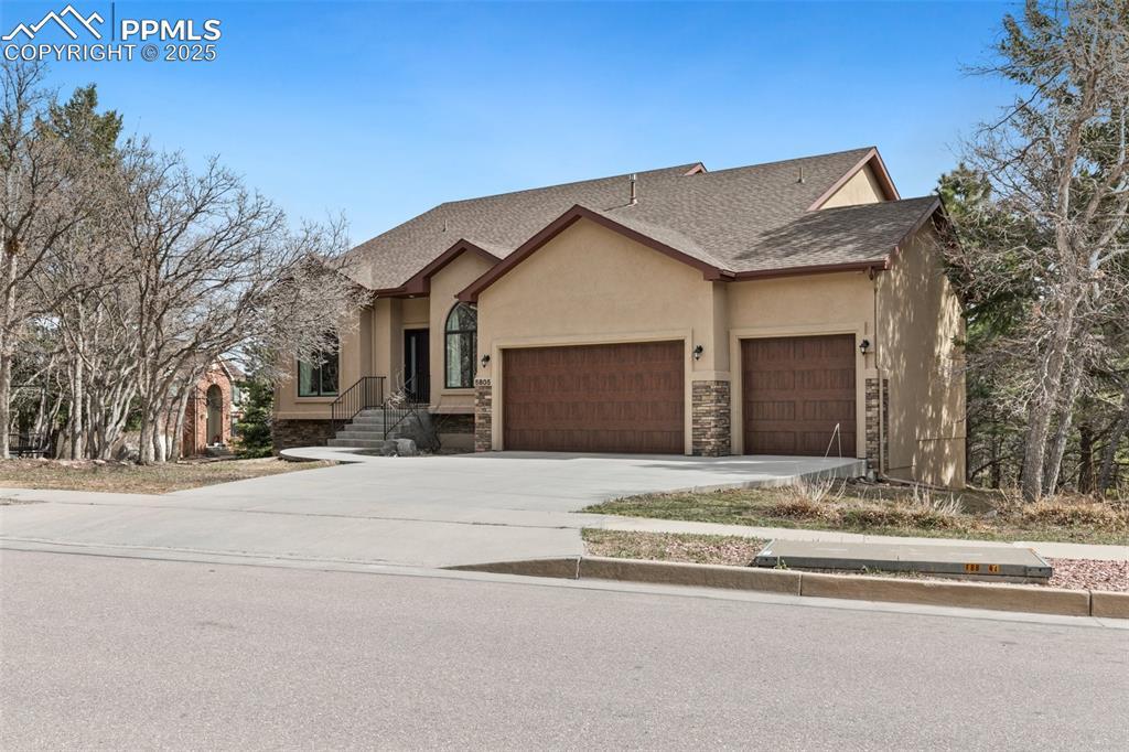 5805 Broadmoor Bluffs Dr., Colorado Springs, CO 80906