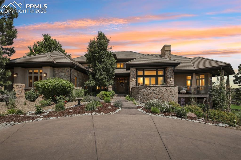 9737 Elkhorn St., Littleton, CO 80127