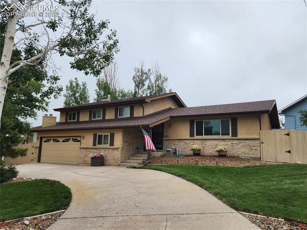 5715 Escapardo Way, Colorado Springs, CO 80917