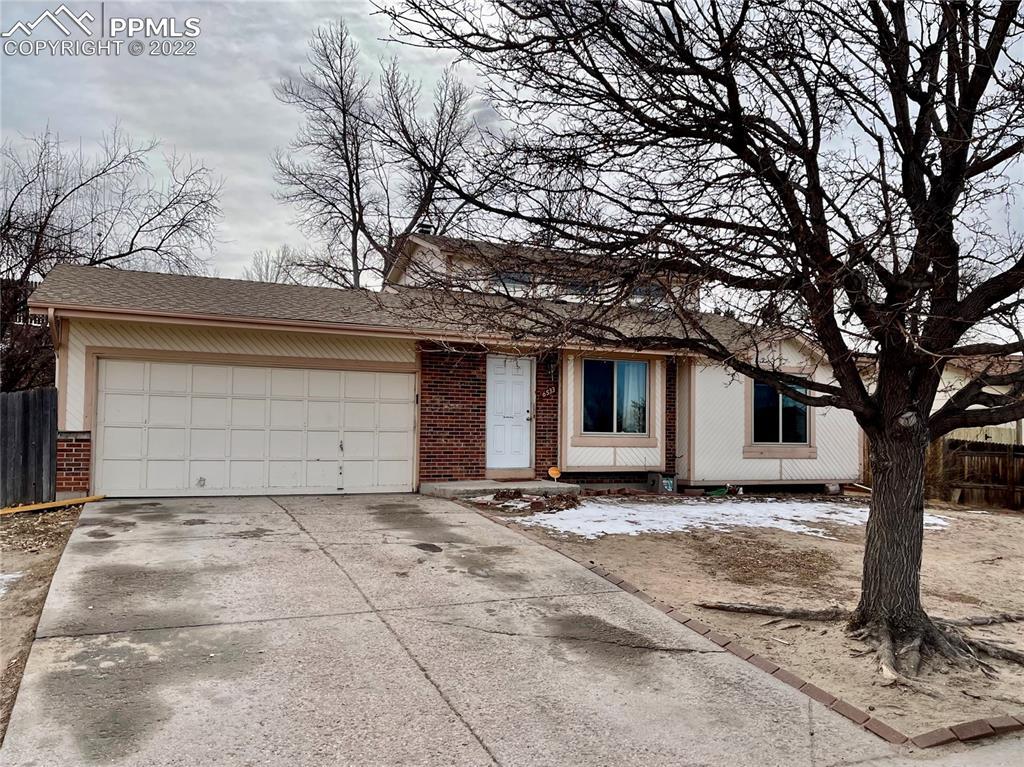 6533 Charter Dr., Colorado Springs, CO 80918
