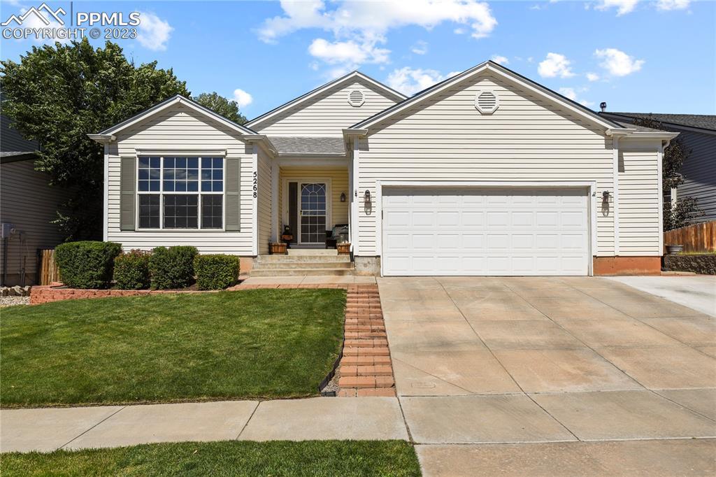 5268 Spoked Wheel Dr., Colorado Springs, CO 80923