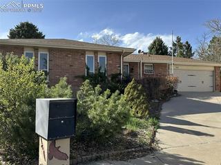 2802 Ridgeglen Pl., Colorado Springs, CO 80918