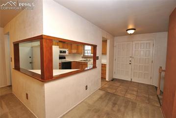 2802 Ridgeglen Pl., Colorado Springs, CO 80918