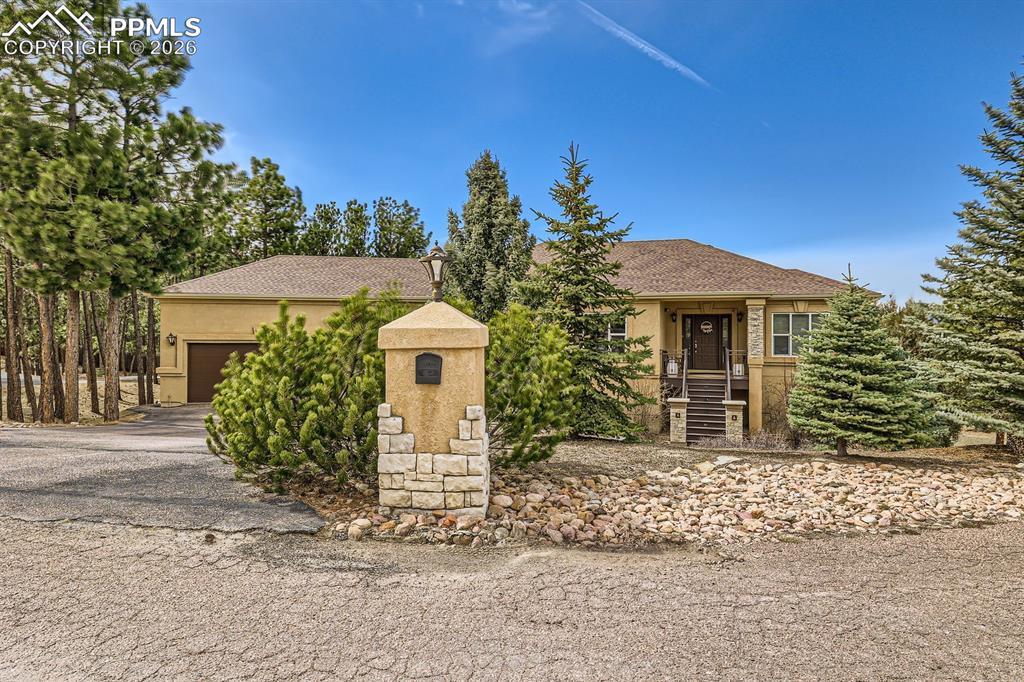 17572 Saddle Ridge Ct., Monument, CO 80132