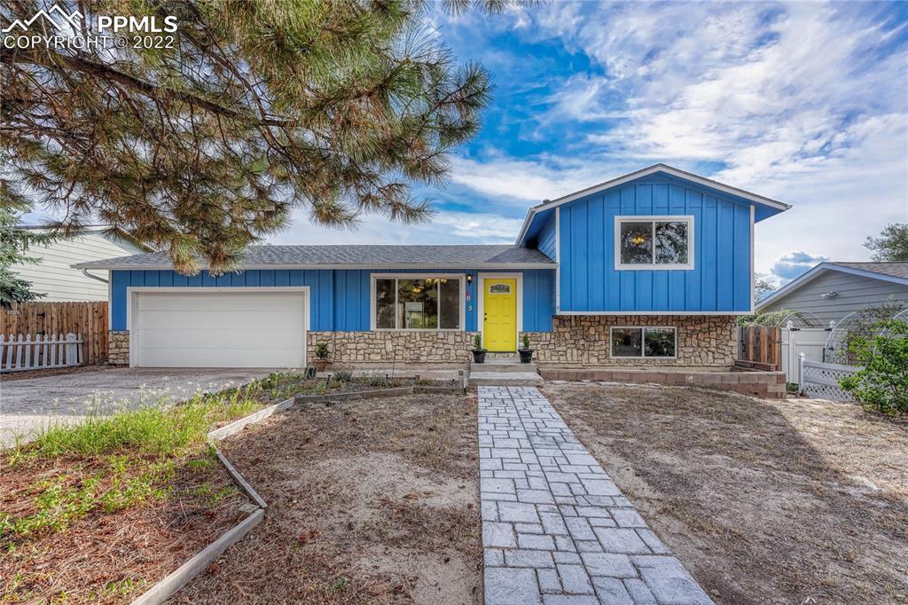 4055 Candea Ct., Colorado Springs, CO 80916