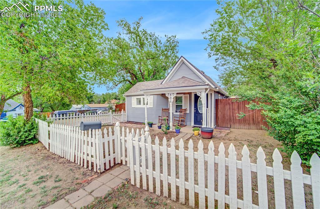 305 S Institute St., Colorado Springs, CO 80903