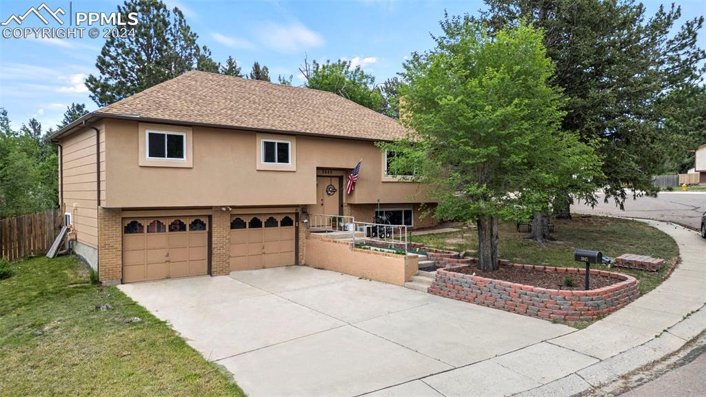 3045 Wandering Ct., Colorado Springs, CO 80917