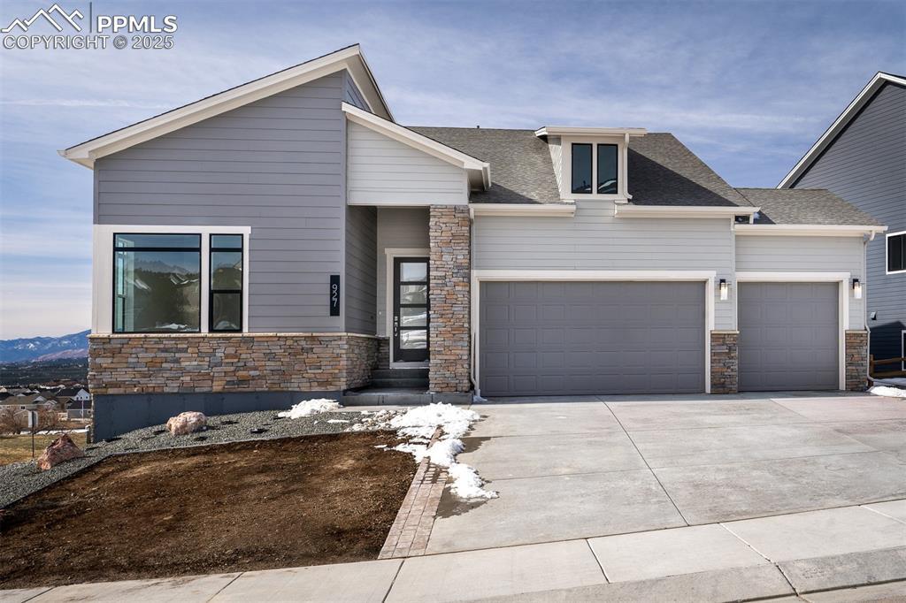 927 Walters Point, Monument, CO 80132