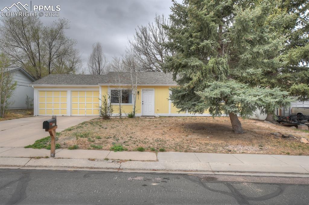 4427 E Eastcrest Cir., Colorado Springs, CO 80916